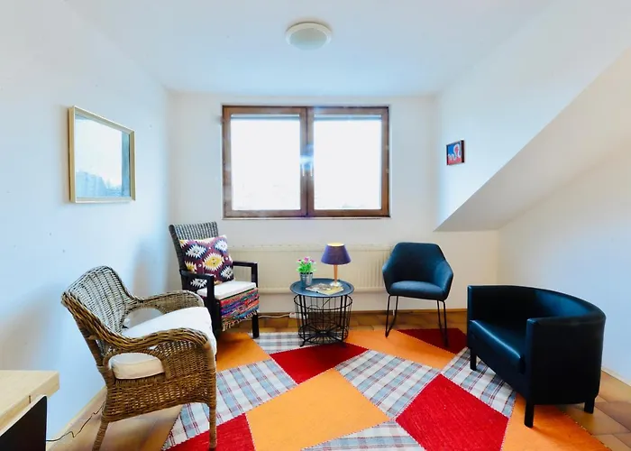 Charming Attic Apartment Near Messe Wien And Center