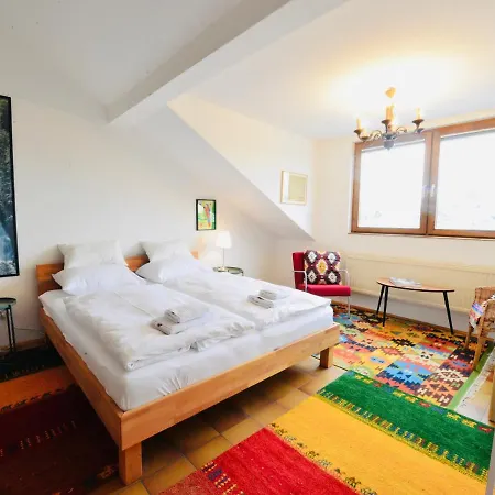 Charming Attic Apartment Near Messe Wien And Center Exterior photo