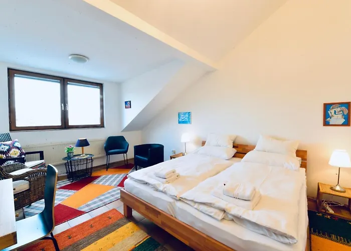 Charming Attic Apartment near Messe Wien&Center